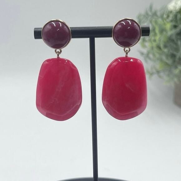 J. Crew Fresh Raspberry Marbled Ice Acrylic Drop Gold Tone Earrings - Picture 2 of 12